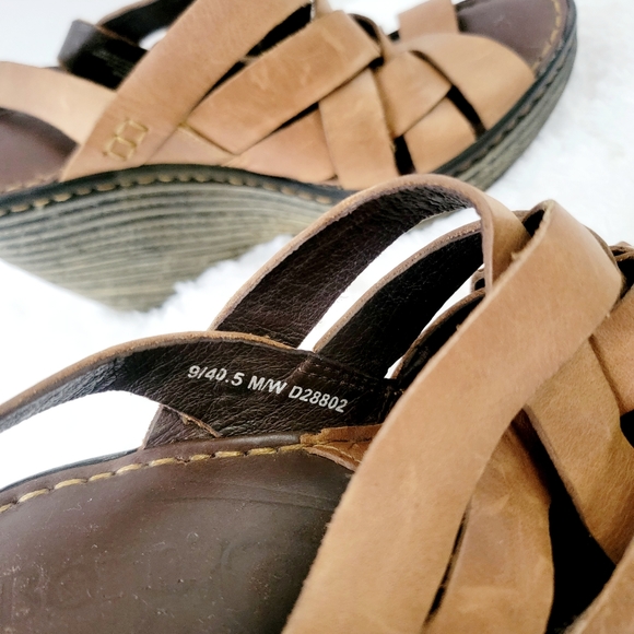 Born Strapy Leather Wedges Sandals - Picture 4 of 7